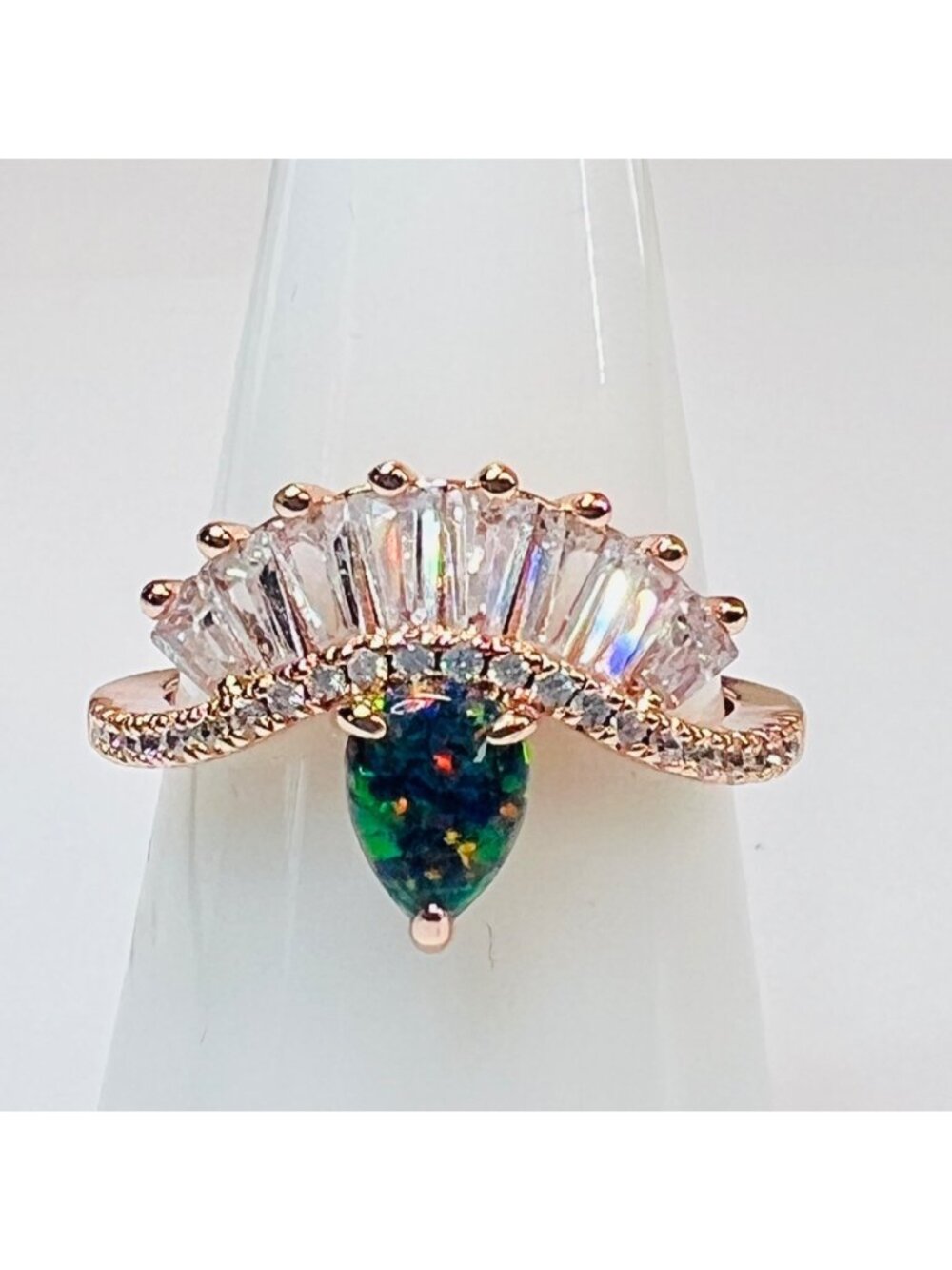 Ring Bomb Party Ring size 7 green gemstone rose gold band